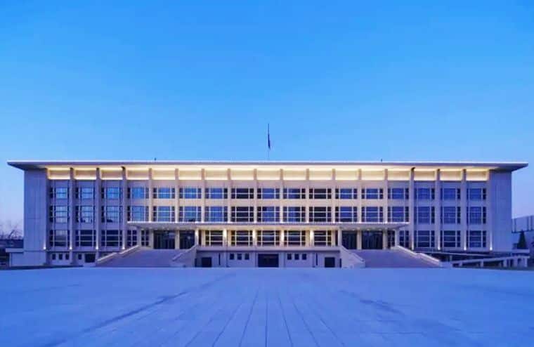 tilting mirror for disability use in public facility project (2)